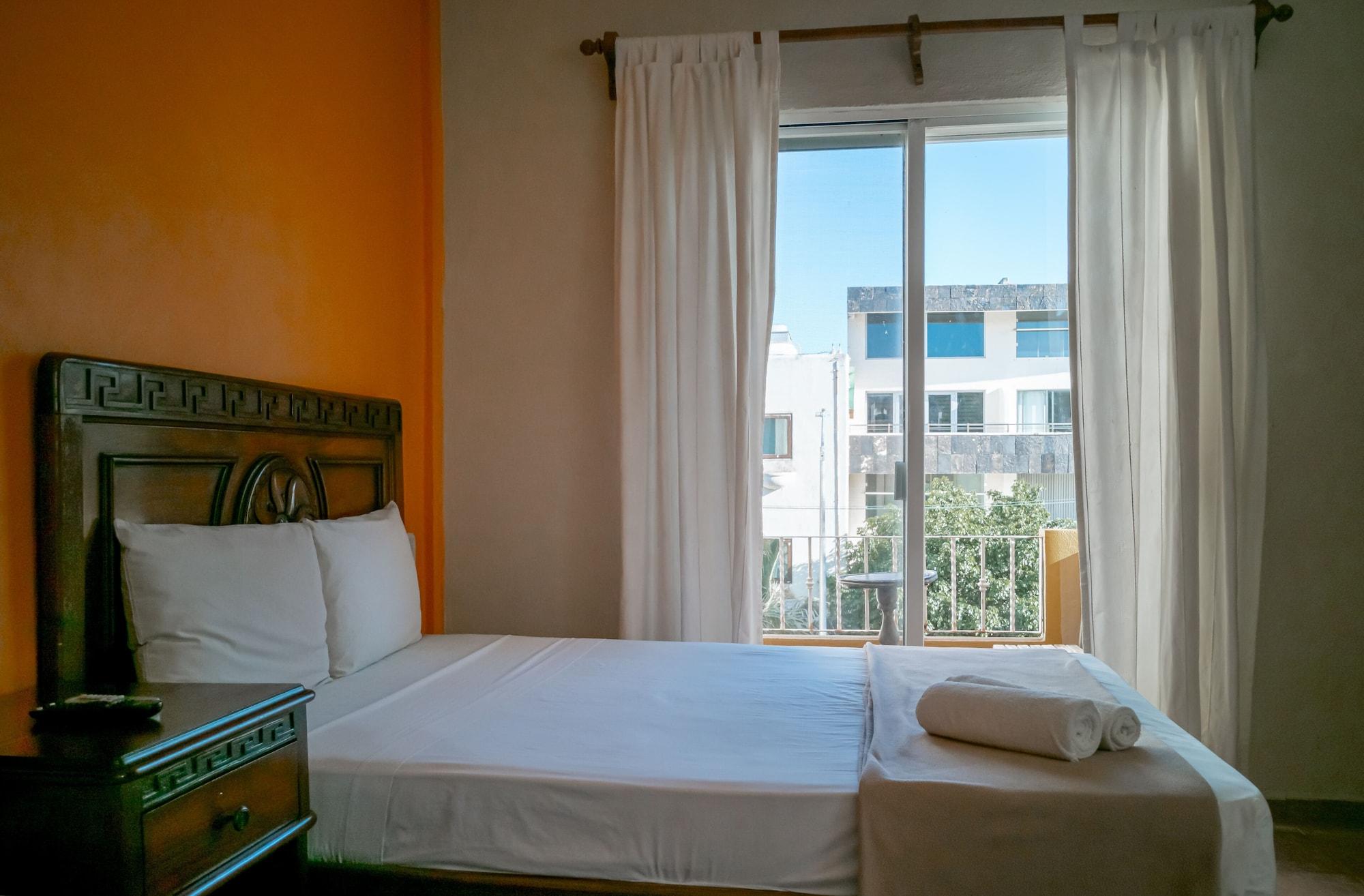 Beach House Hotel 신데 델 카르멘 외부 사진
